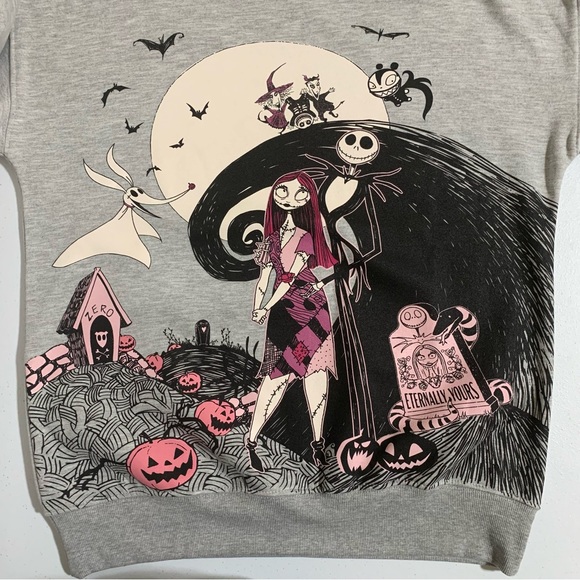 Disney’s Tim Burton’s The Nightmare Before Christmas Sweatshirt-Size XL NWOT - Picture 3 of 7